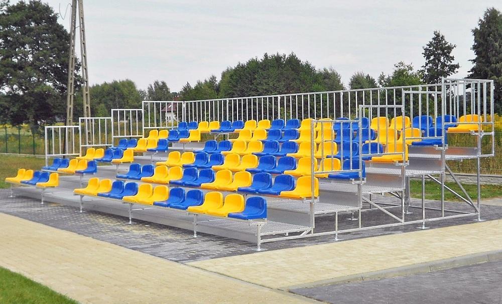 tribúny pre štadióny a mnoho typov sedadiel - na výber